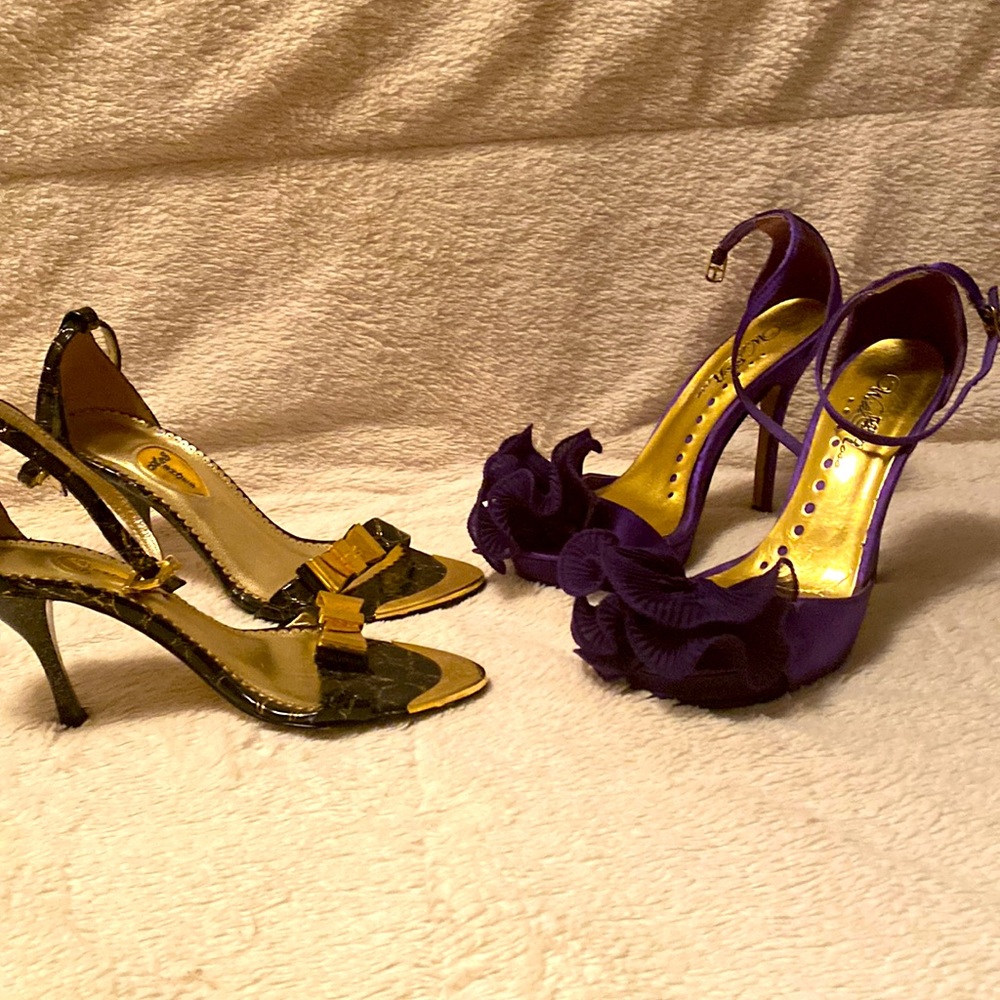 Two for the price of 1!  Cute heels labeled womens size 5 1/2.  Fits more like 6